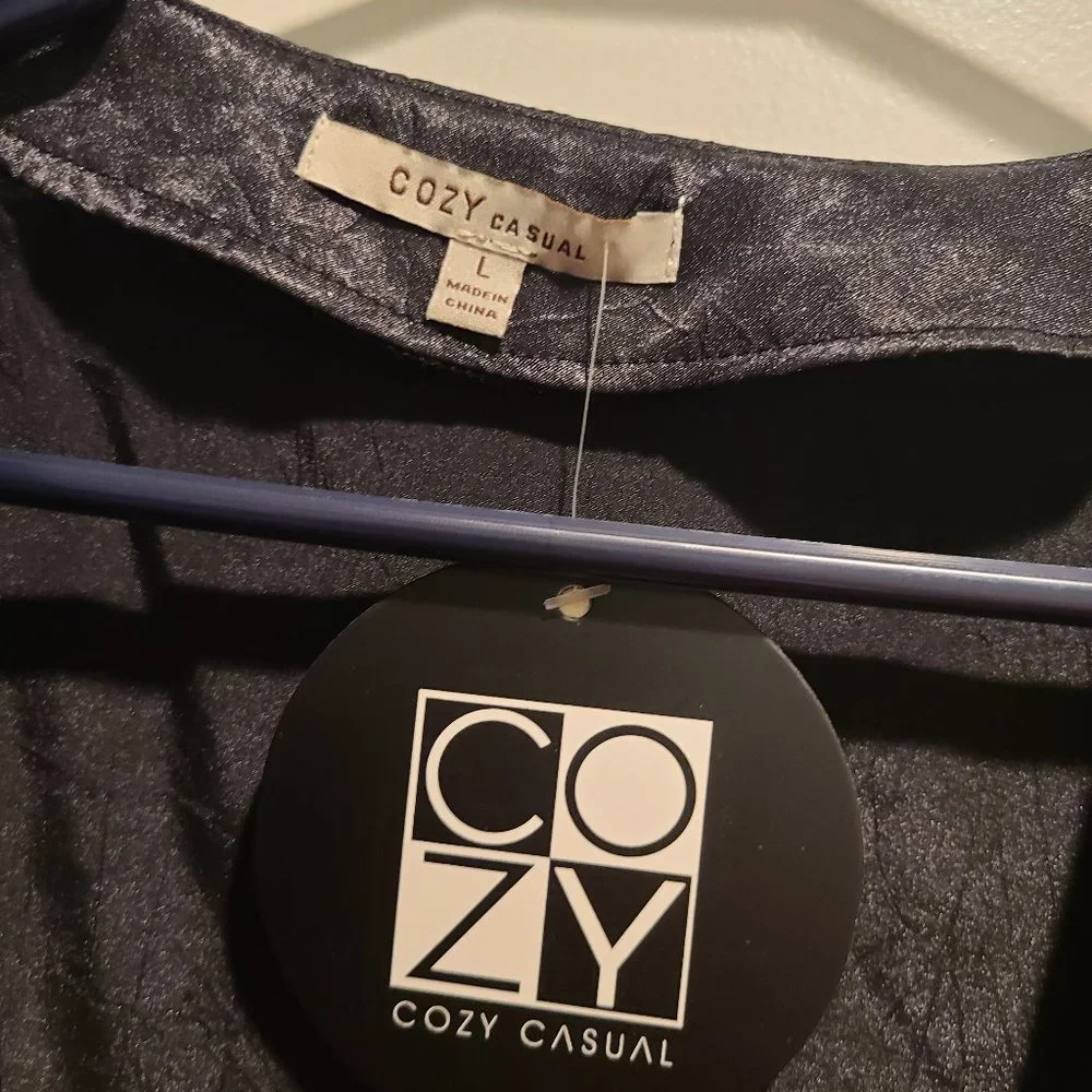 NWT Cozy Casual Black Wrap Blouse - Picture 4 of 5